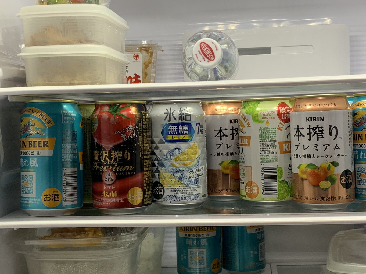 娘に「コンビニ」みたいといわれる 我が家の冷蔵庫 常時なんか冷えて