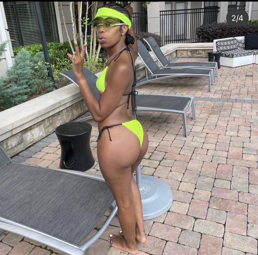 👀😈 tweet media