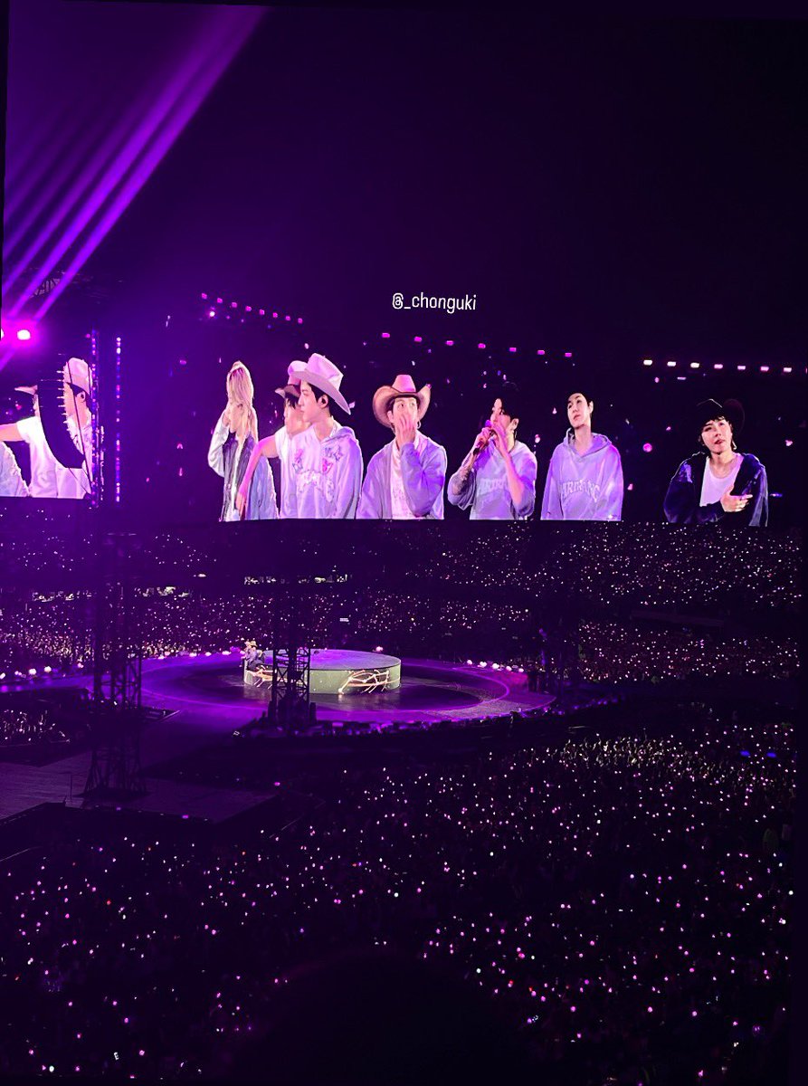 _chonguki's tweet photo. los sueños sí se hacen realidad 
💜✨10.05.26 ✨💜 https://t.co/lnoFbI5rtV