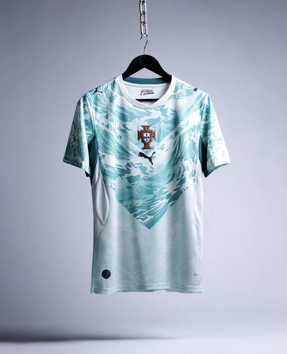 Hazardjersey10's tweet photo. Which of them?? https://t.co/rPz9cwkUS5