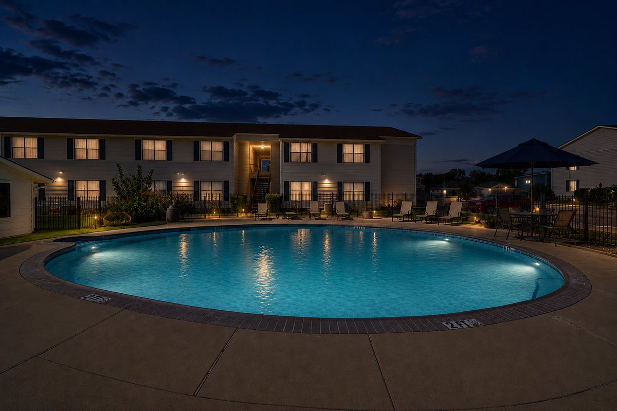 University Square Apartments tweet media