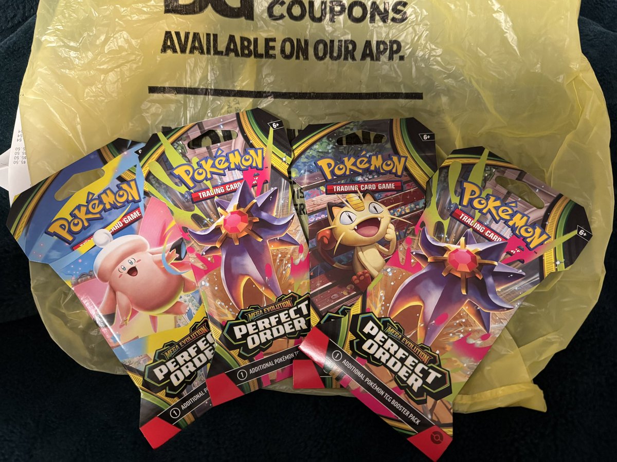 sleeved packs vs booster box Pokemon TCG: Scarlet & Violet main image 1
