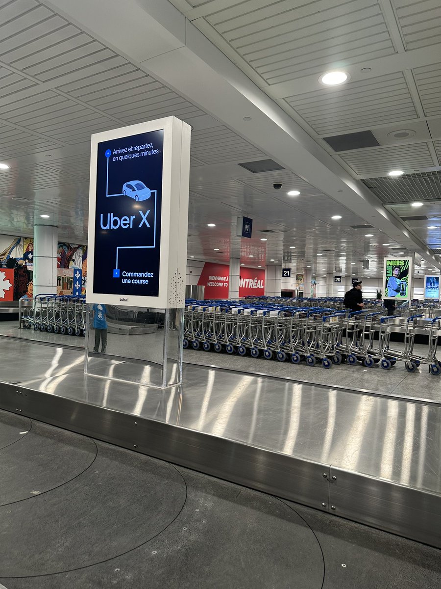 ¿Por qué en México no dejan operar libremente a Uber en los aeropuertos como sí ocurre en otros países, incluso con publicidad dentro de las terminales? ✈️🚕