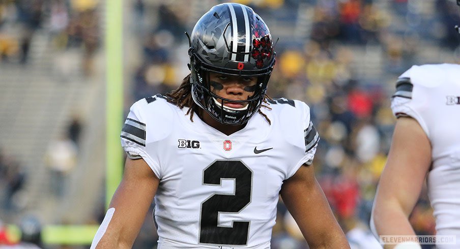 AthletesInSpace's tweet photo. Those are the best alternative uniforms since the ones they wore against Michigan in Ann Arbor in 2017 IMO https://t.co/NxlN5QdYa9