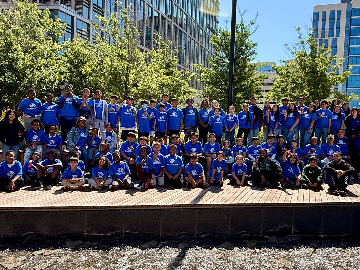 bgcghouston's tweet photo. An unforgettable experience for our Club members ⚽🏆

Our members had the opportunity to view the original FIFA World Cup trophy during the FIFA Trophy Tour at Helix Park ahead of the 2026 tournament. 🌎✨

#GreatFutures #FIFA #BGCGH #HTown https://t.co/AJo2WHFAPP