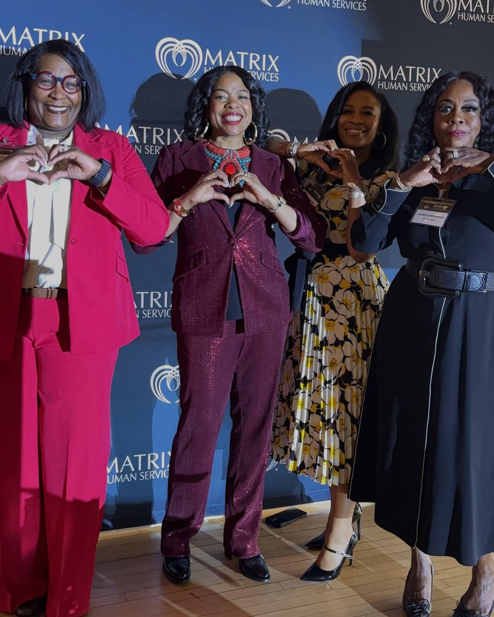 matrix_detroit's tweet photo. ❤️ Mission Monday

At Matrix Human Services, the mission is simple — helping families find hope, stability, and opportunity. 
Thank you. 

Become a Hand Up Hero and help us continue changing lives across Southeast Michigan.

Link: https://t.co/IMT43Wlzi6

#MatrixHumanServices https://t.co/ztGISRa0RQ