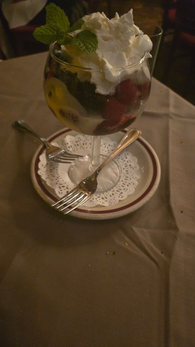 WorldClubMusic's tweet photo. I booked this restaurant months ago, and today I finally got to eat there https://t.co/VzAQjQbJG1