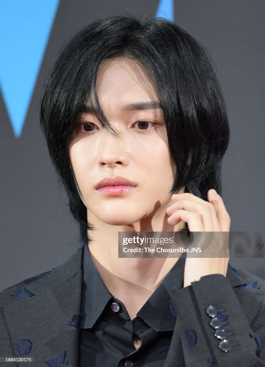올히 tweet media