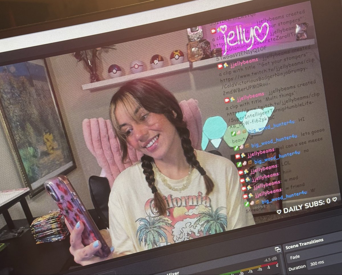 jjellybeams's tweet photo. 💛 LIVE: PokeMonday! Let’s rip some packs! 

https://t.co/FlSFZbKRE4 https://t.co/TBbGzJRHUj