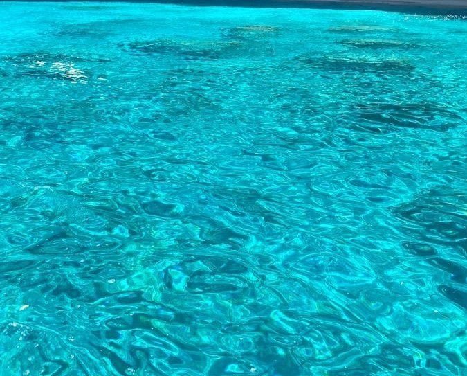 purelivn's tweet photo. calmness of blue https://t.co/ETYuGuoehg