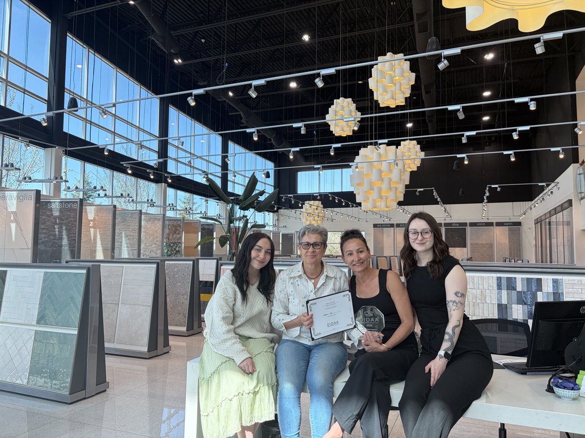 JulianTile's tweet photo. Incredible evening at the DIDAA AGM Design Awards. Proud to be sponsors and honoured to receive the Best Showroom Award. Huge congratulations to our Edmonton team for your creativity, teamwork, and dedication. Thank you to DIDAA and everyone who continues to support us. https://t.co/p0zmmTIFY5