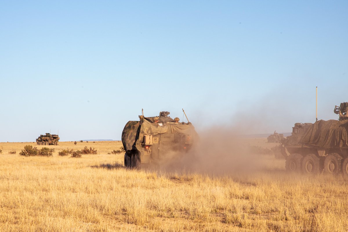 4thInfDiv's tweet photo. Testing the future of combat! 💥 
2SBCT tackled realistic force-on-force scenarios at Pinon Canyon for 4ID's #IvyMass. Soldiers tested comms, coordination &amp; integrated NGC2 systems across dispersed environments. 🇺🇸 

U.S. Army 📸by Spc. Cecilia Jasinski and Pfc. Jacob Cruz https://t.co/kXofaIO7V1