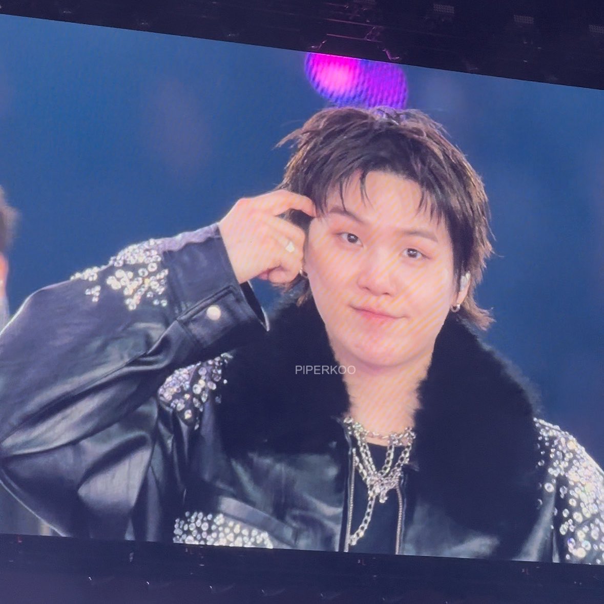 jk𐙚 saw bts tweet media