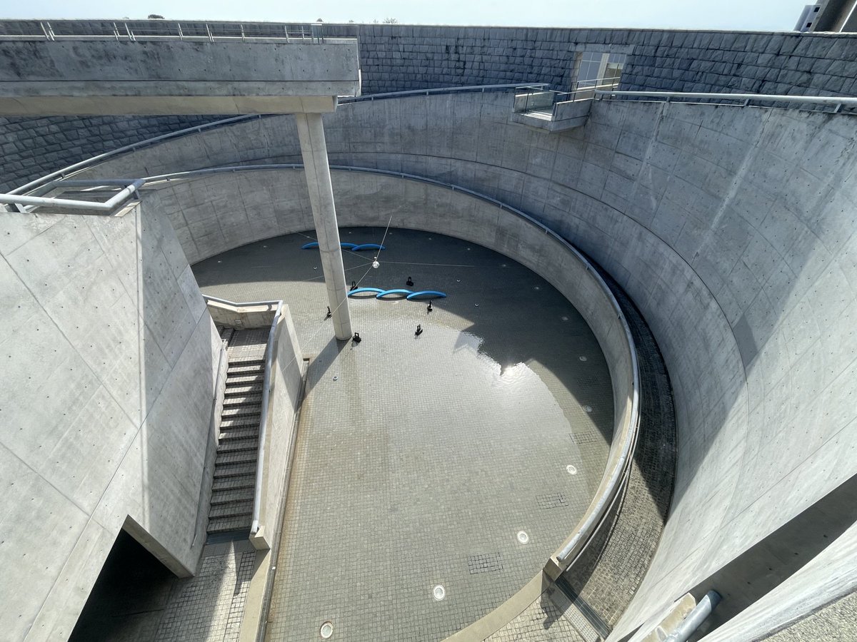 Dakson's tweet photo. 建築探訪〜淡路島〜　圧倒的な安藤建築の数々

ぶらねた：花と遊具で一日使える海辺の大公園 - 淡路島 国営明石海峡公園 https://t.co/4AdZFHYOJt https://t.co/rQ4lykOno3