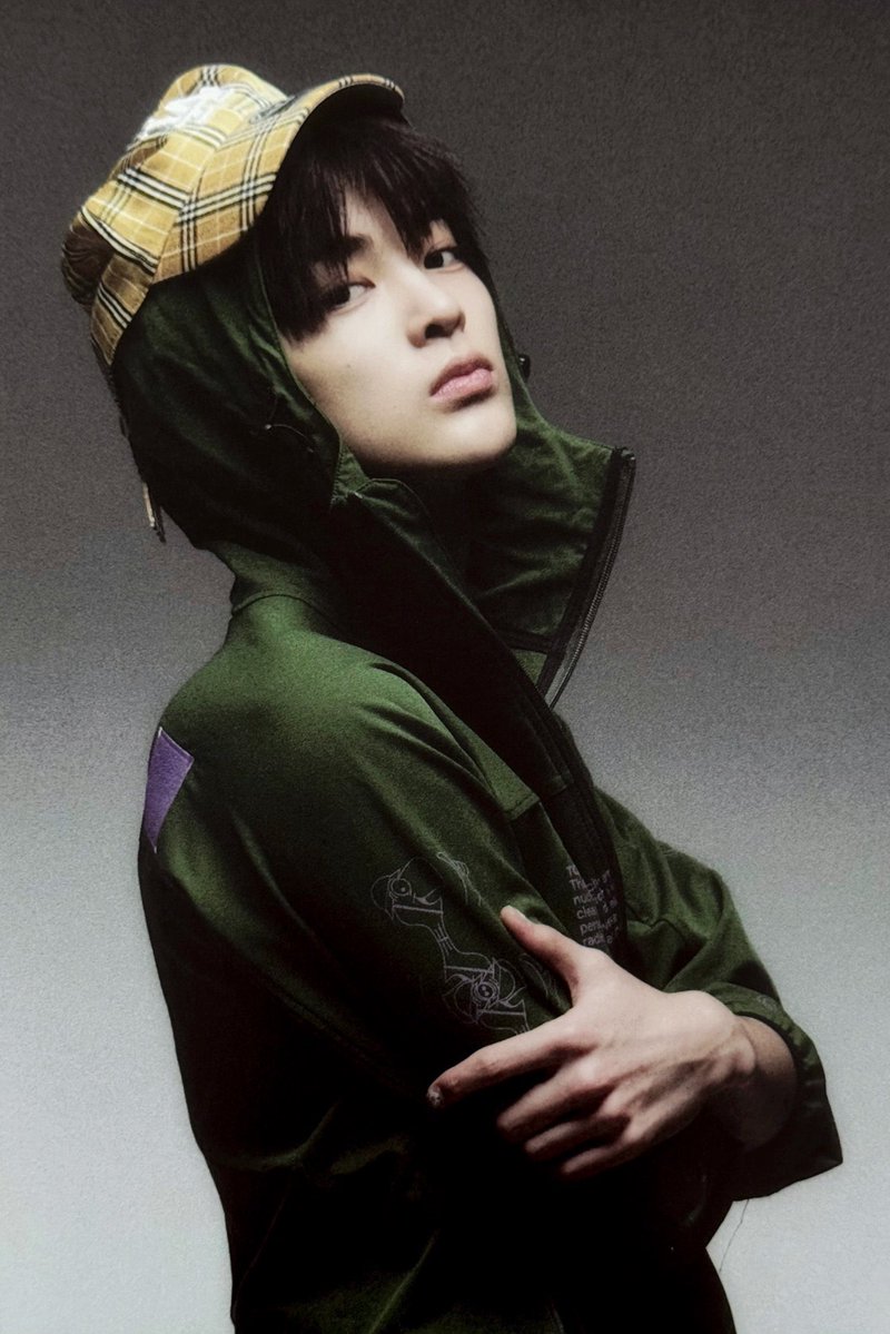 keonho pics tweet media