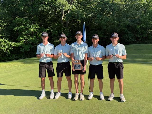 DozzzzzEric's tweet photo. District champs and #boythunder2 placed 3rd today. On to state next wk https://t.co/Sy9GIMaNyI