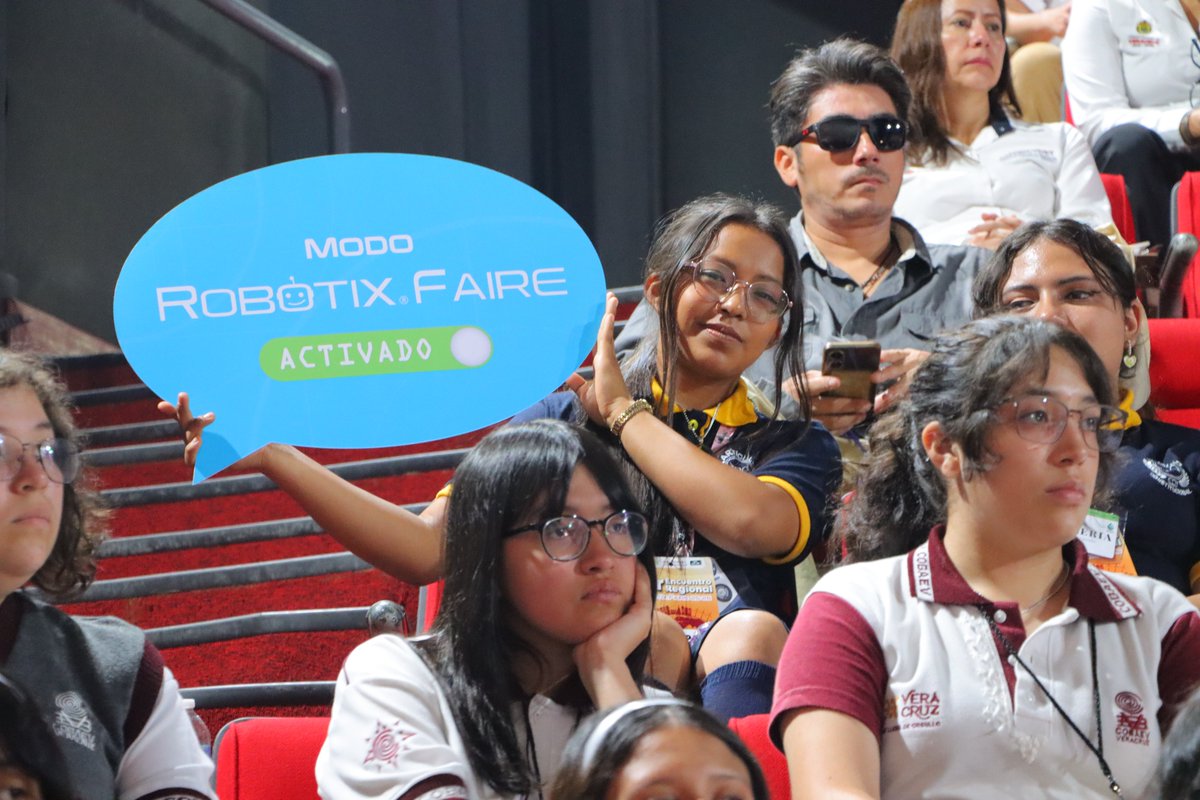 Fundación RobotiX tweet media