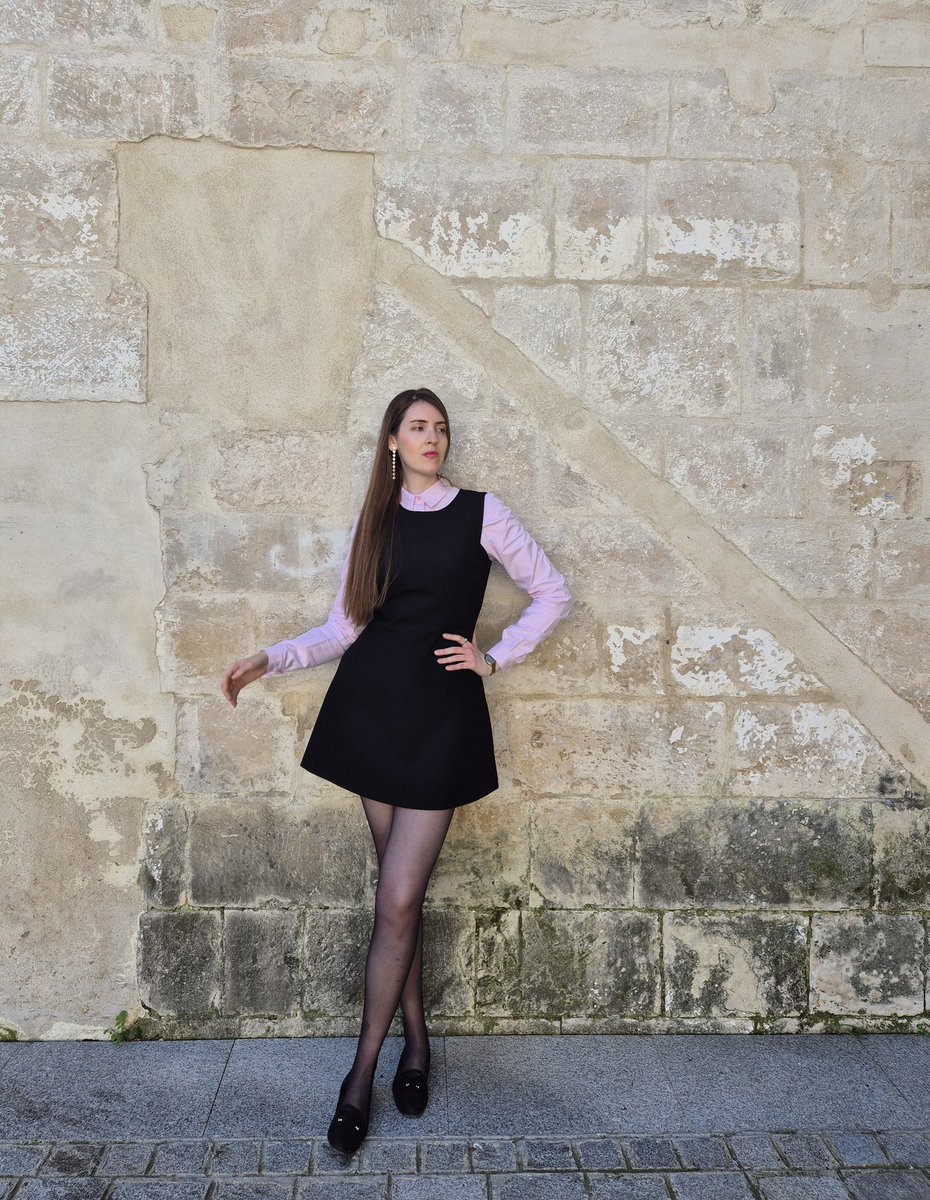 Noeliaperzz's tweet photo. Enamorada de este outfit 🩷
#outfit #Sevilla https://t.co/PJNgx6PTFs