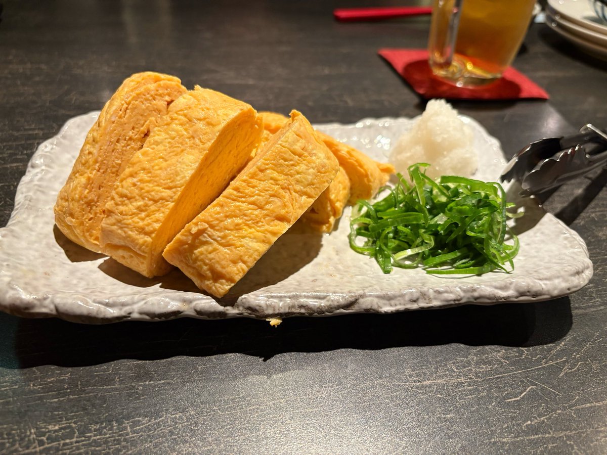 FM13411's tweet photo. 昨日の夕飯は豪華なところに連れて行ってもらいました(*´艸`)
料理はとても美味しかったですし、カクテルもどれも飲みやすかったです😋🍸 https://t.co/lsuq0qp2mI