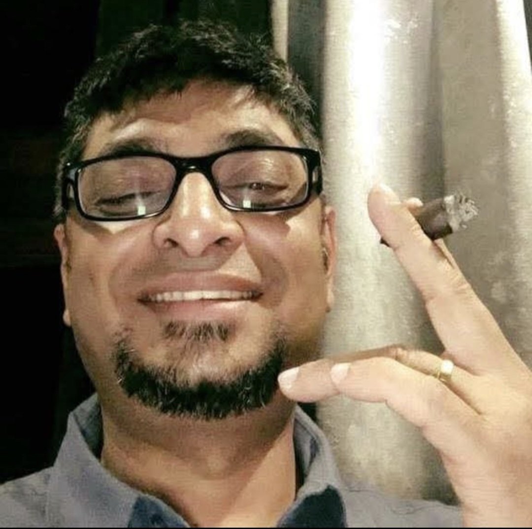 বাঙালি ভদ্রলোক tweet media