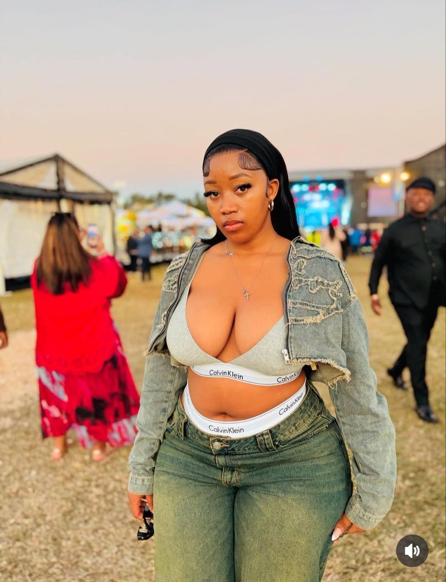 Zodwa Malaza tweet media