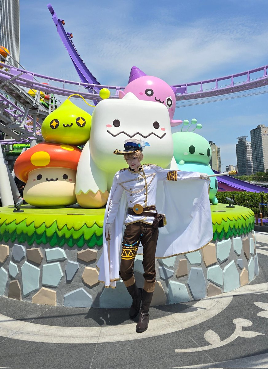 shamiru_cos's tweet photo. 🍁Maplestory Phantom 🍁

#메이플 #메이플스토리 #팬텀 #괴도팬텀 #롯데월드 https://t.co/XmtPkpNnKV