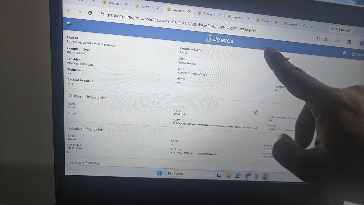 Sarath0895's tweet photo. @Flipkart @flipkartsupport
LG AC bought from Flipkart. Jeeves technician found manufacturing defect during installation and advised replacement. Now Flipkart asks to contact LG, while LG asks to contact Flipkart. No proper support and replacement window is closing. https://t.co/1GmNezPHk4