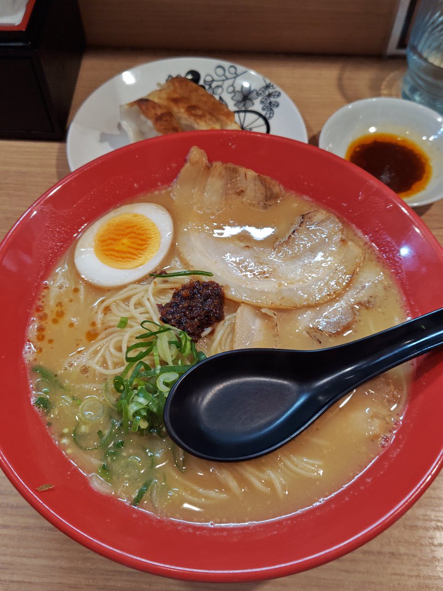 veranda_co's tweet photo. 朝から役所現場周りのため昼食は目に入ったお店に入ってみるなど https://t.co/LxcOSr8b07