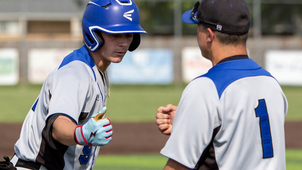 OhioLatest's tweet photo. Springboro's A.J. Ewing Is Now A Major Leaguer!

Desperately in need of turning their season around, the New York Mets plan to call up top prospect A.J. ahead of Tuesday’s game.

The 5-foot-10, 160-pound Ewing, a left-handed hitter, was a fourth-round pick by the Mets in 2023 out of Springboro High School. The club will need to open a 40-man roster spot for him Tuesday.

Ewing has played just 12 games at Triple-A Syracuse, where he had an .827 OPS in 51 plate appearances and five stolen bases. Ewing excels on the bases and stole 70 bags across 124 games in the minor leagues last year.

He had a breakout season last year and slashed .315/.401/.429 in 564 plate appearances over three levels. Despite his just 28 games at Double A last year, the Mets invited him to major-league spring training, viewing him as a viable option at some point. 

They just probably weren’t banking on its being the second full week of May.

#AJEwing 
#SpringboroOhio