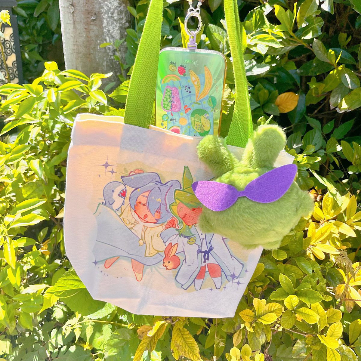stream2026's tweet photo. ✨FFXIV Doujin Bento Tote Bag✨

• Cute double-sided print
• 22x27cm size, perfect for lunches &amp; small items
🩵💚https://t.co/s5COUG5M0j

#FINALFANTASYXIV #FFXIV #FF14 #DancingGreen #Deepblue https://t.co/d53o7IsVEc