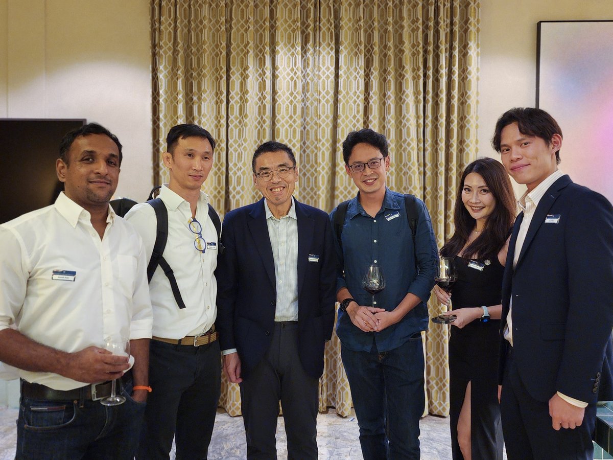 Helicapsg's tweet photo. Last week, we hosted investors &amp; partners for Disciplined Private Credit: An Evening on Global Risk &amp; Resilience.

Grateful to Mr. Jeffrey Jaensubhakij for sharing insights on global macro trends, AI, &amp; private credit.

Thank you to everyone who joined 🥂 https://t.co/kA1z161NGs