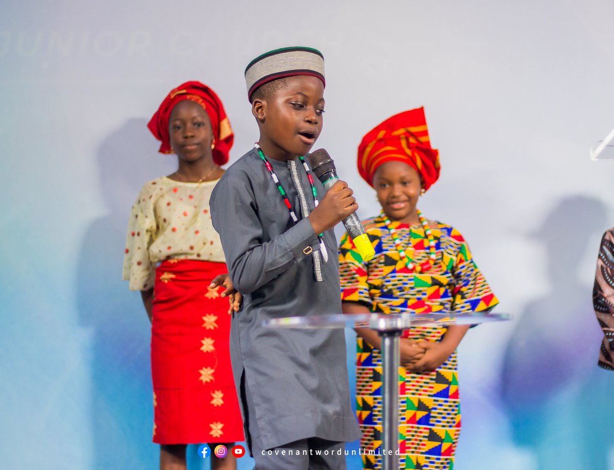 Covenant_Place's tweet photo. Mama na ____ 📢 (If you know, you know 😅). See as even Pastor Eli don shock and Pastor Dunka don dey wonder which kind better pikins our Obonge Mamas dey carry come Junior Church...Don't worry, your day is coming 😉

#mothersday #mothers #women #virtuouswomen #kids #children https://t.co/BsL4hEbhV6