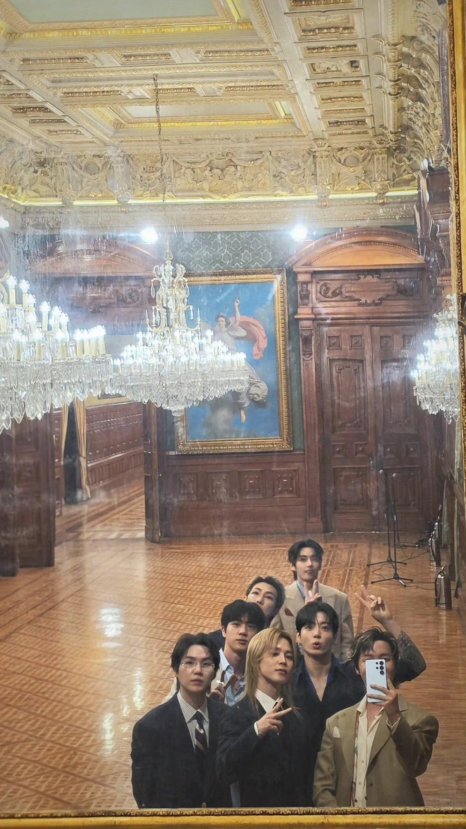 BTS_twt_JHSEOK's tweet photo. https://t.co/f2rkB0SI6t