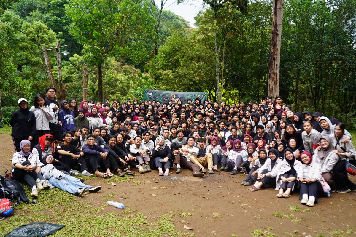 Himikasi_UPI's tweet photo. [Ikom's Update]

Commers, Kaderisasi has ended!

The beginning of Commers di Ilmu Komunikasi ini!

Semoga apa yang Commers dapatkan di kaderisasi ini dapat menjadi sesuatu yang bermanfaat yaa!

#KabinetProgresif #ParlemenSwara #PSDO https://t.co/f0zI1Ydmm7