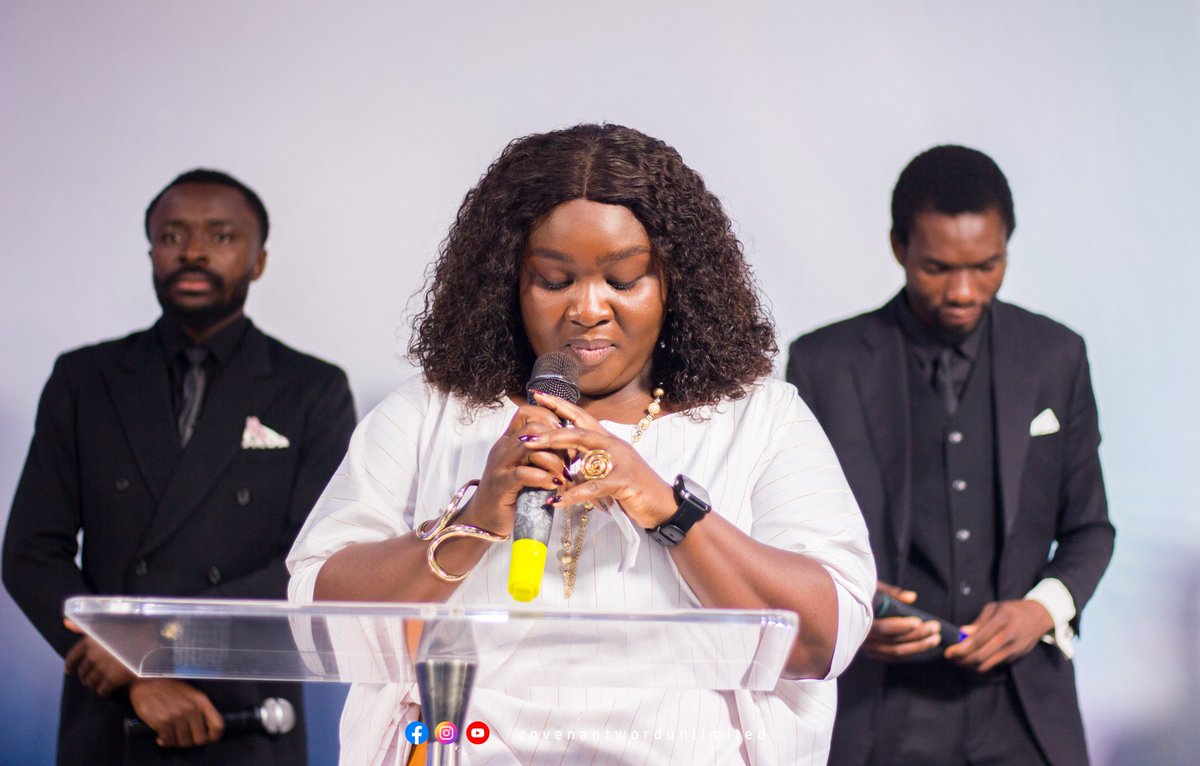 Covenant_Place's tweet photo. Her worth is far above rubies, and today we lift her name in praise.🙌 Happy Mother's Day to every woman who reflects the love of God. 💖💐

#mothersday #mothers #women #virtuouswomen #May #higherheights #exploitsoffaith #faithrevival #faithforexploits #faith #EverIncreasingGlory https://t.co/JSI0Onun6M
