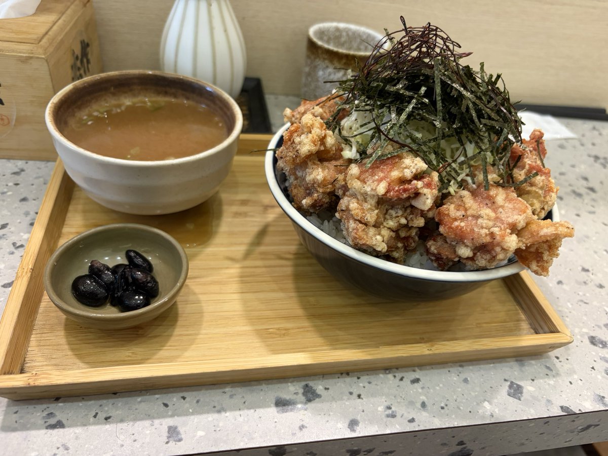ケンルア tweet media