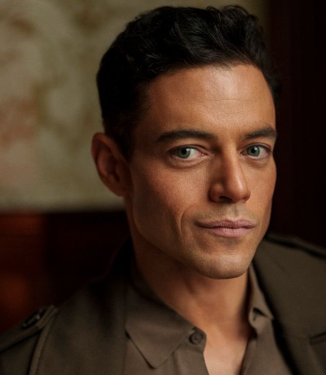 laparadadelcine's tweet photo. Buenos días viajeros! Rami Malek cumple 45 años! Bohemian Rhapsody, Mr. robot… ¿en qué más lo vimos? https://t.co/6vSMmNOnMI