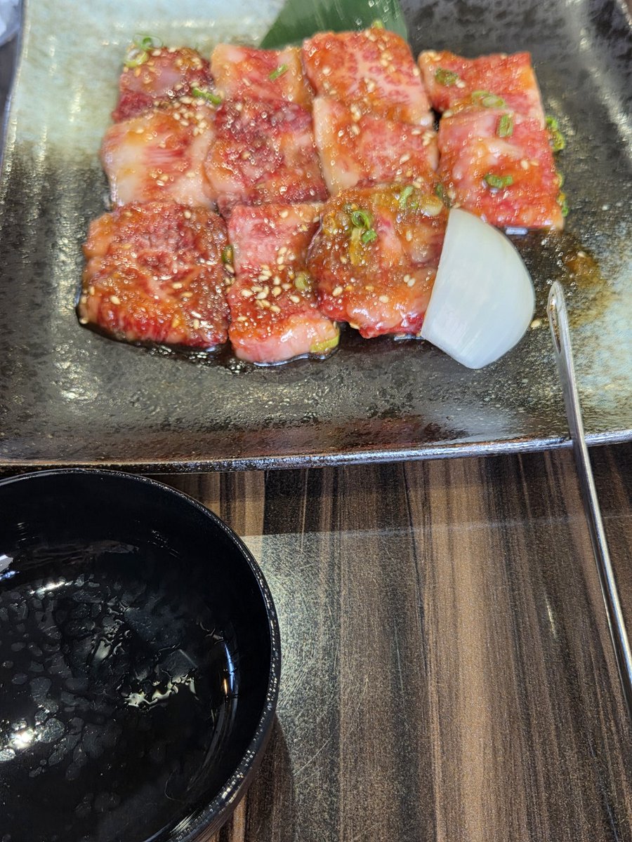 koppepan_uma's tweet photo. 健康診断も終わったし肉🍖

 #焼肉  #鹿児島 https://t.co/RRChdxuDT5