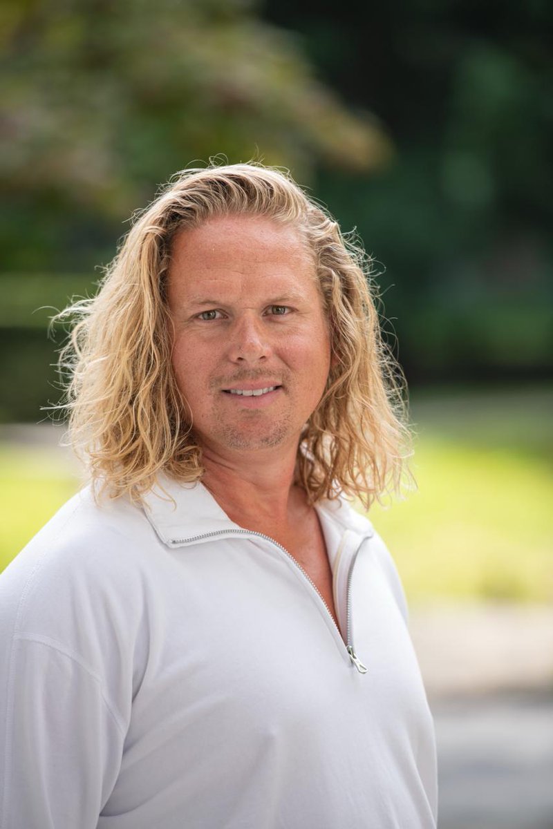 learningbtcfdn's tweet photo. 🤝 Meet our Educators! (Part 6) 👨‍🏫

@JarrettVaughan is an educator, investor, and advocate for financial sovereignty through Bitcoin. He has been active in the space since 2017, focusing on Bitcoin as a transformative shift in money, incentives, and personal freedom.

He is Core Faculty with @blockchainubc and an Adjunct Professor at the @UBCSauderSchool of Business, where he teaches blockchain and Bitcoin in a business context. Jarrett also hosts the Unshackled Living Podcast, exploring sovereignty across money, food, health, and lifestyle.

With a background in international business consulting, luxury hospitality with @FourSeasons Hotels and Resorts, and real estate investing as the founder of Blue Aspect Properties, Jarrett brings a practical, global perspective to the role Bitcoin plays in building a more independent and resilient life.