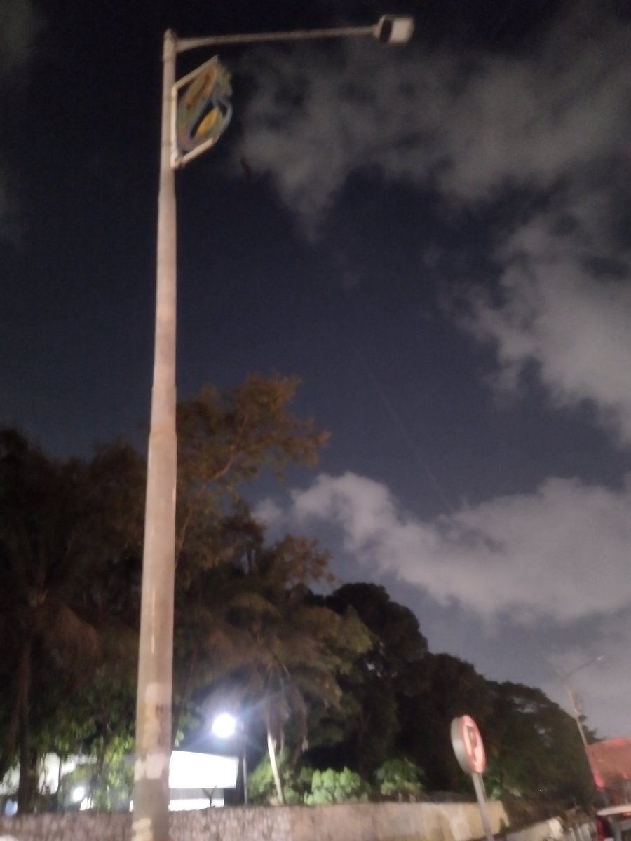 ImViinod's tweet photo. @Adani_Elec_Mum @CMOMaharashtra @MSEDCL @PMOIndia @Adani_Elec_Mum Complaint No 1005226696 what is the status of my complaint? 12 street lights off at LBS Road at Ghatkopar west in line of Material organization?  No action &amp; no reply even after 7 days of complaint@PMOIndia @CMOMaharashtra Sir kindly look into it https://t.co/JFKBptDnaW