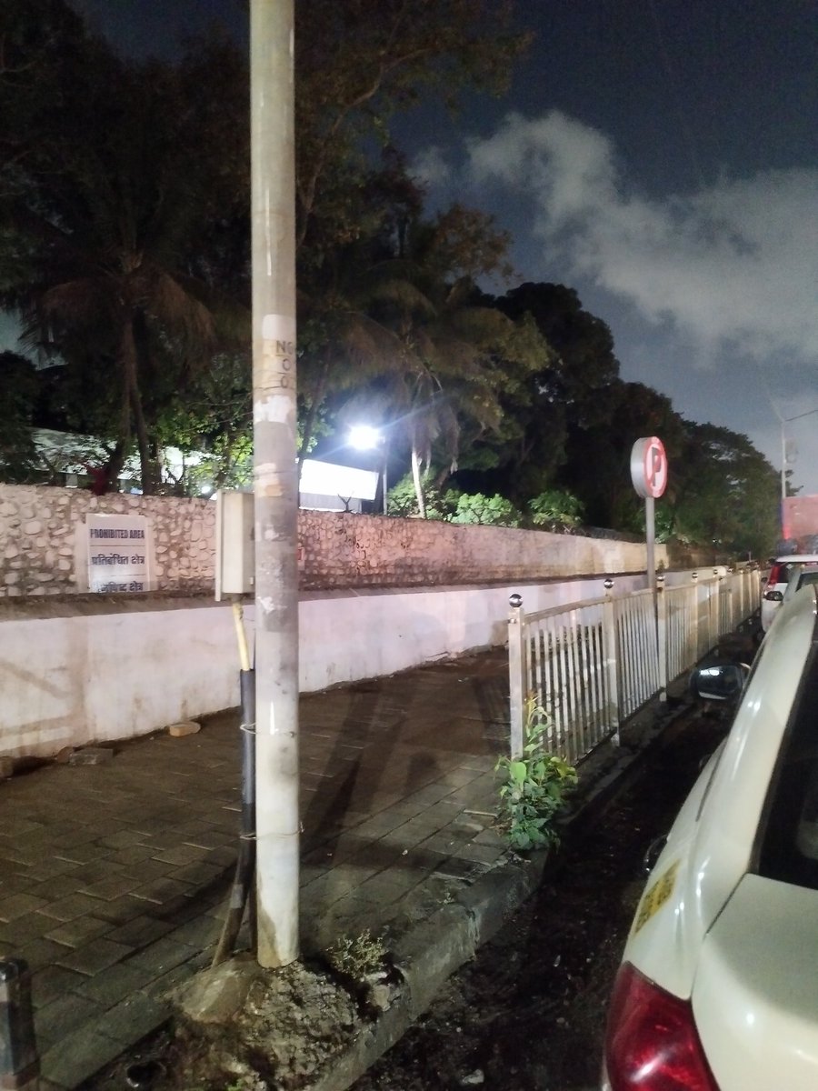 ImViinod's tweet photo. @Adani_Elec_Mum @CMOMaharashtra @MSEDCL @PMOIndia @Adani_Elec_Mum Complaint No 1005226696 what is the status of my complaint? 12 street lights off at LBS Road at Ghatkopar west in line of Material organization?  No action &amp; no reply even after 7 days of complaint@PMOIndia @CMOMaharashtra Sir kindly look into it https://t.co/JFKBptDnaW
