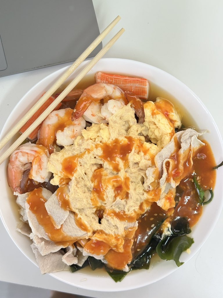 มาป้ายยาเมนูง่าย ๆ อีก 2 เมนูค่า
- ข้าวอกไก่ ไข่ดาว กินคู่กับน้ำจิ้มซีฟู้ดเพิ่มความแซ่บ
- สุกี้ไข่นุ่ม เติมโปรตีนได้ทุกอย่างที่ต้องการเลย ไข่นุ่ม ๆ คือฟิน อร่อยมากกก รู้สึกอร่อยกว่าสุกี้ธรรมดา