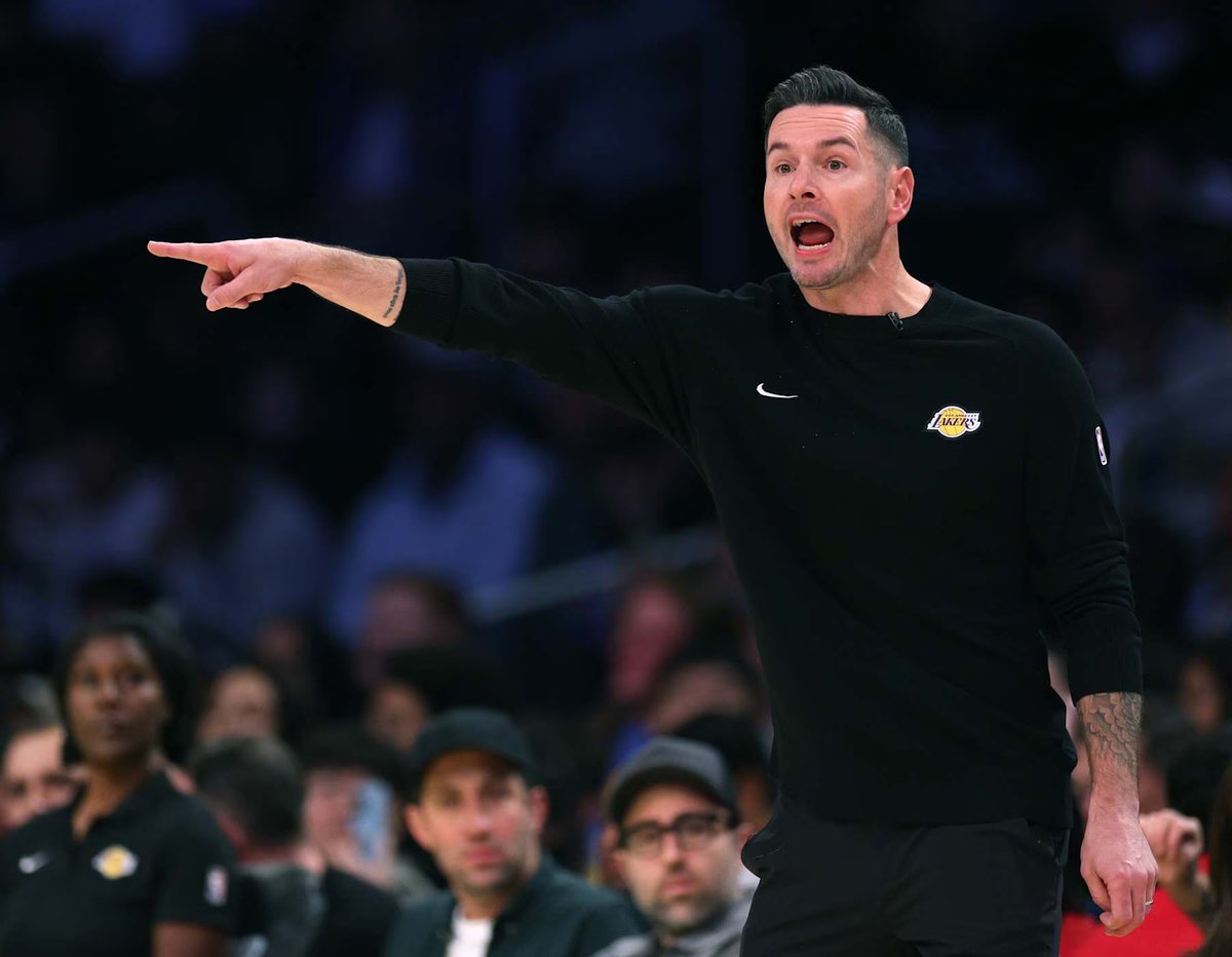 LukaUpdates's tweet photo. “You have to kill them” - JJ Redick https://t.co/3XnzzNUR2M