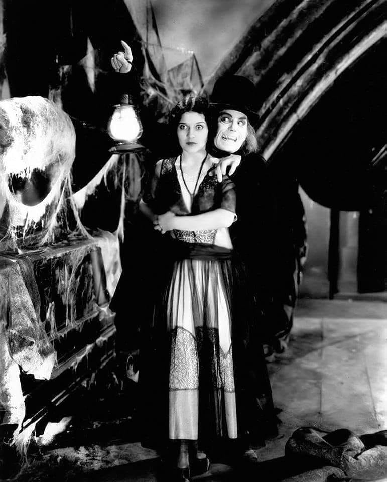 Classic Horror Films tweet media