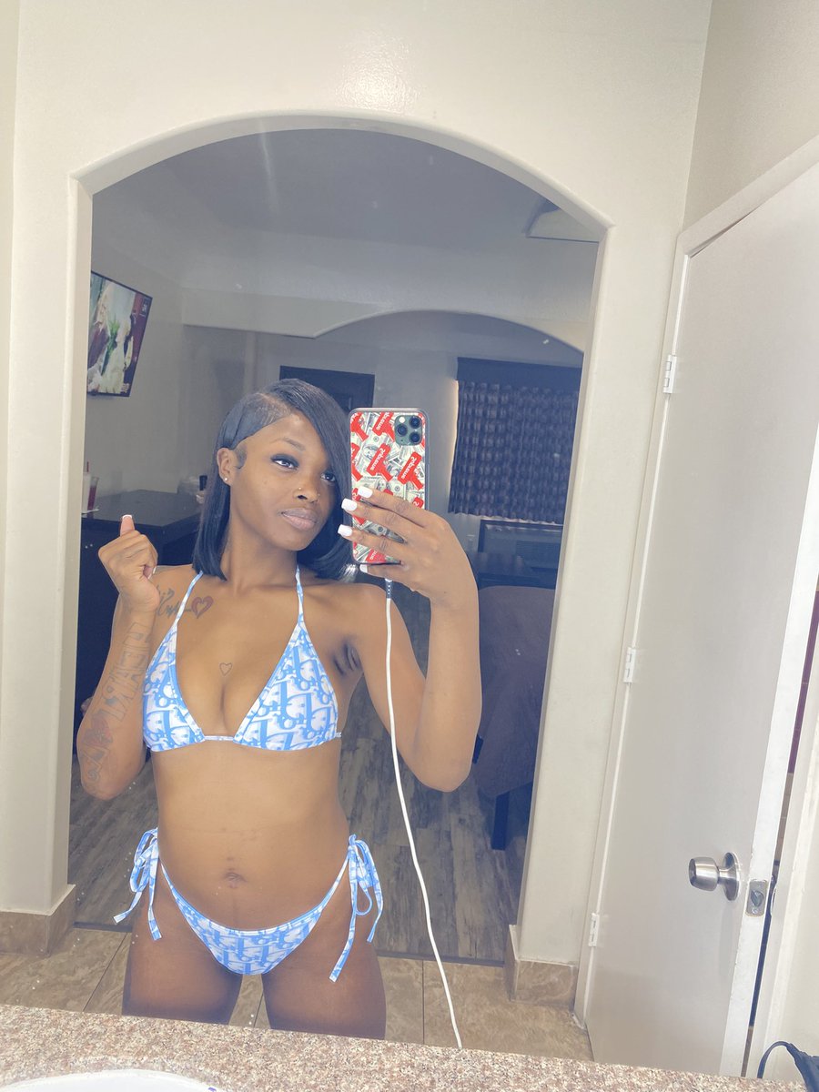 EX☆TIC PETITE FREAK 👸🏽⭐️ tweet media