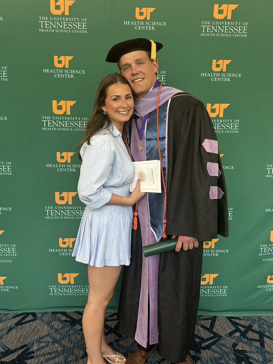 woodard_ernie's tweet photo. Congratulations to Dr. @jWoodard00 graduating from UTHSC Dental School! Had fun celebrating him and his friends! Hard work pays off!! 👨‍🎓🦷👨‍⚕️ https://t.co/FHwOczorjK