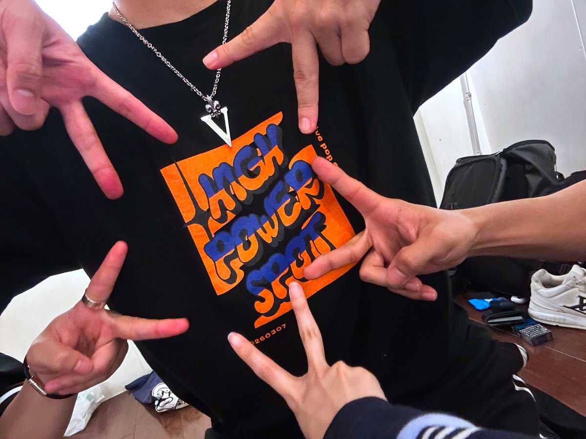 SLHのカラス ໒꒱ tweet media