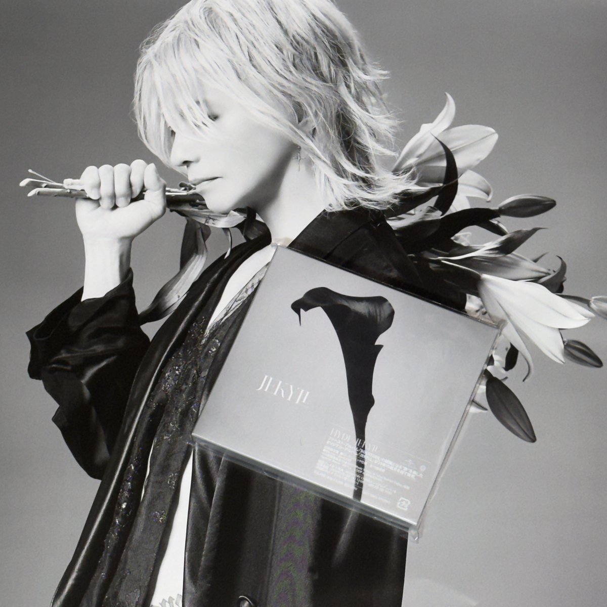 ミュージシャン HYDE Hyde (@hydeofficial) • Instagram photos and videos