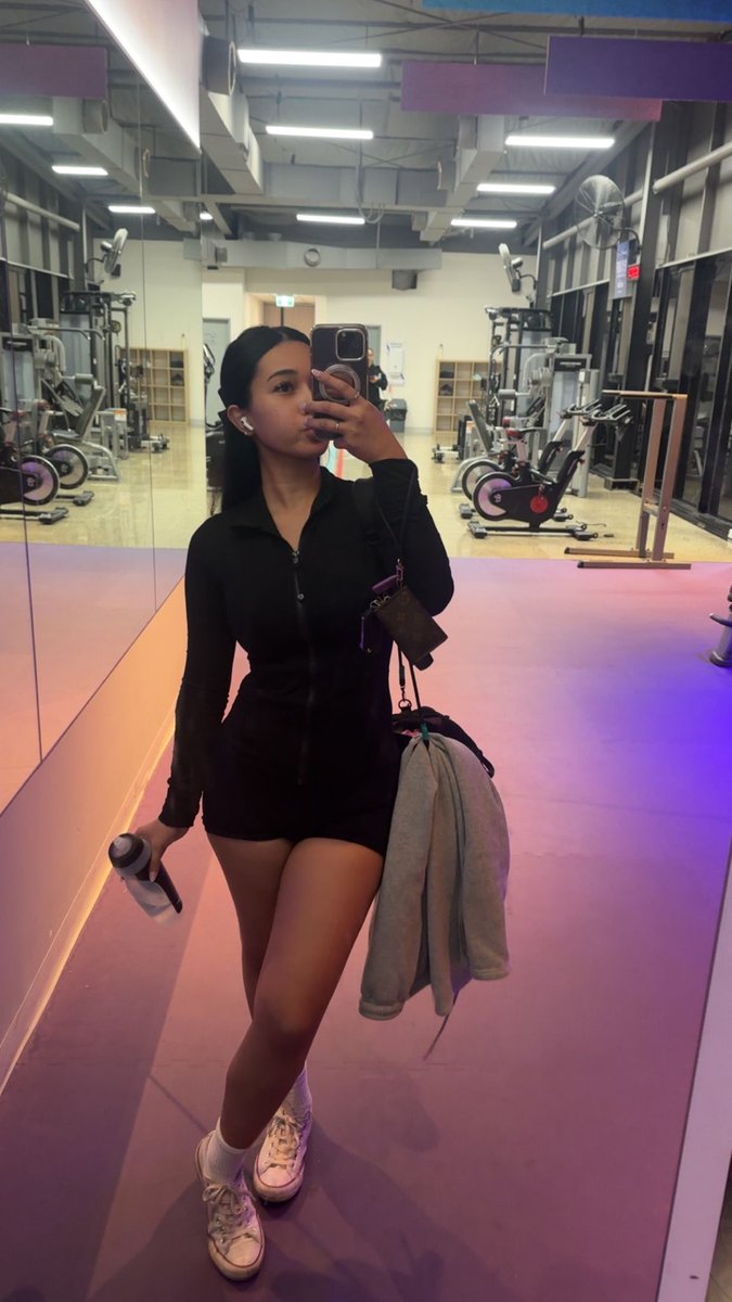 GODDESS LINN RIRI tweet media