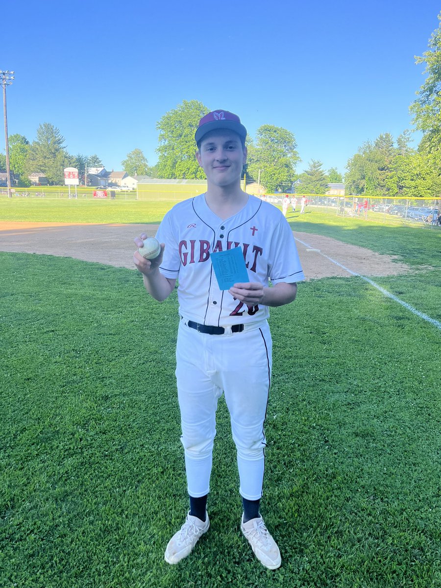 GibaultHawksBsb's tweet photo. Nice 13-0 W in 5 over Maryville Christian.  @carsont_5 w/CG 1-hitter &amp; earned lineup card POG. @gusschmidt16 w/3 H, @DanteGianino (3 RBI), @Dylan_Schaef99, @SSchaefer09 &amp; @arenado_jr each w/2 H. #TCB #giabultproud https://t.co/Dqr5wzNRfd